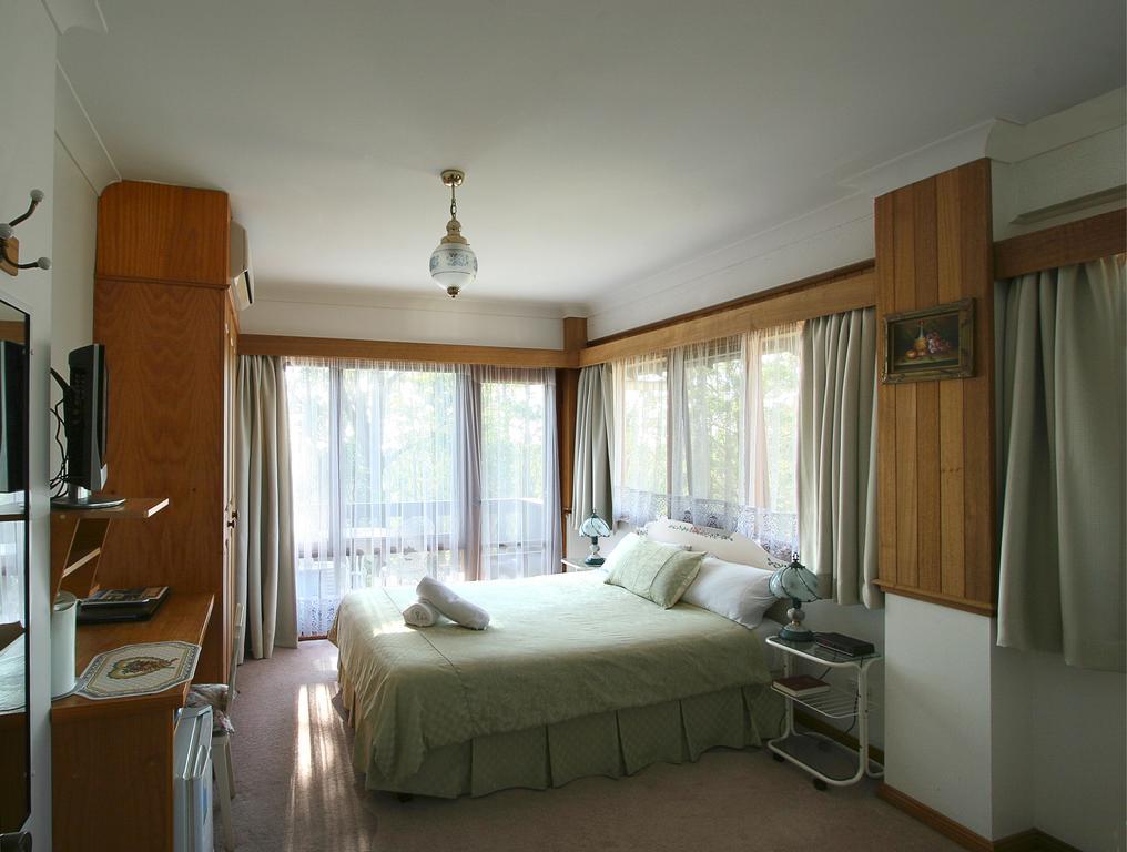 Chalet Swisse Spa Malua Bay Exterior photo